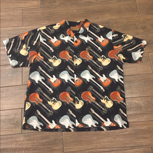 ClearWater Outfitters Other - ClearWater Outfitters Men’s shirt Size XL -Guitars